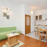 Apartment Goran *