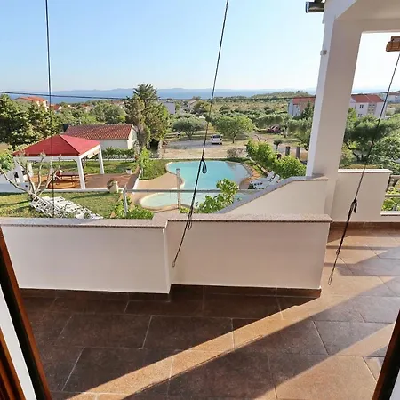 Apartament Goran Vir